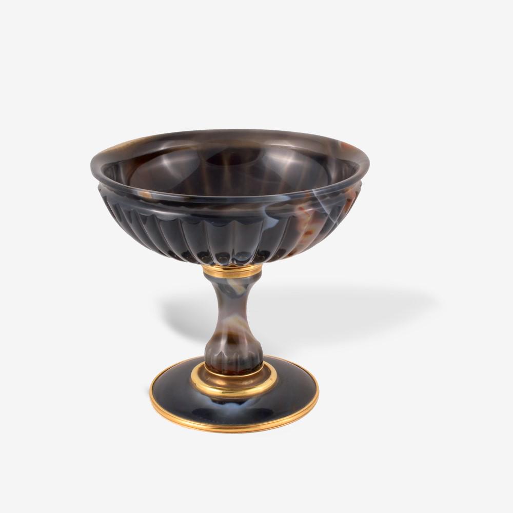 18Kt GOLD AND AGATE CUP (1 of 1)