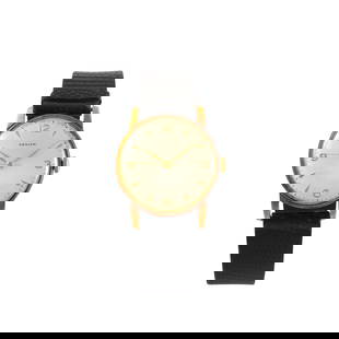 ZENITH: Fine, 18K yellow gold wristwatchMade circa 1940DIAM: 32 mm
