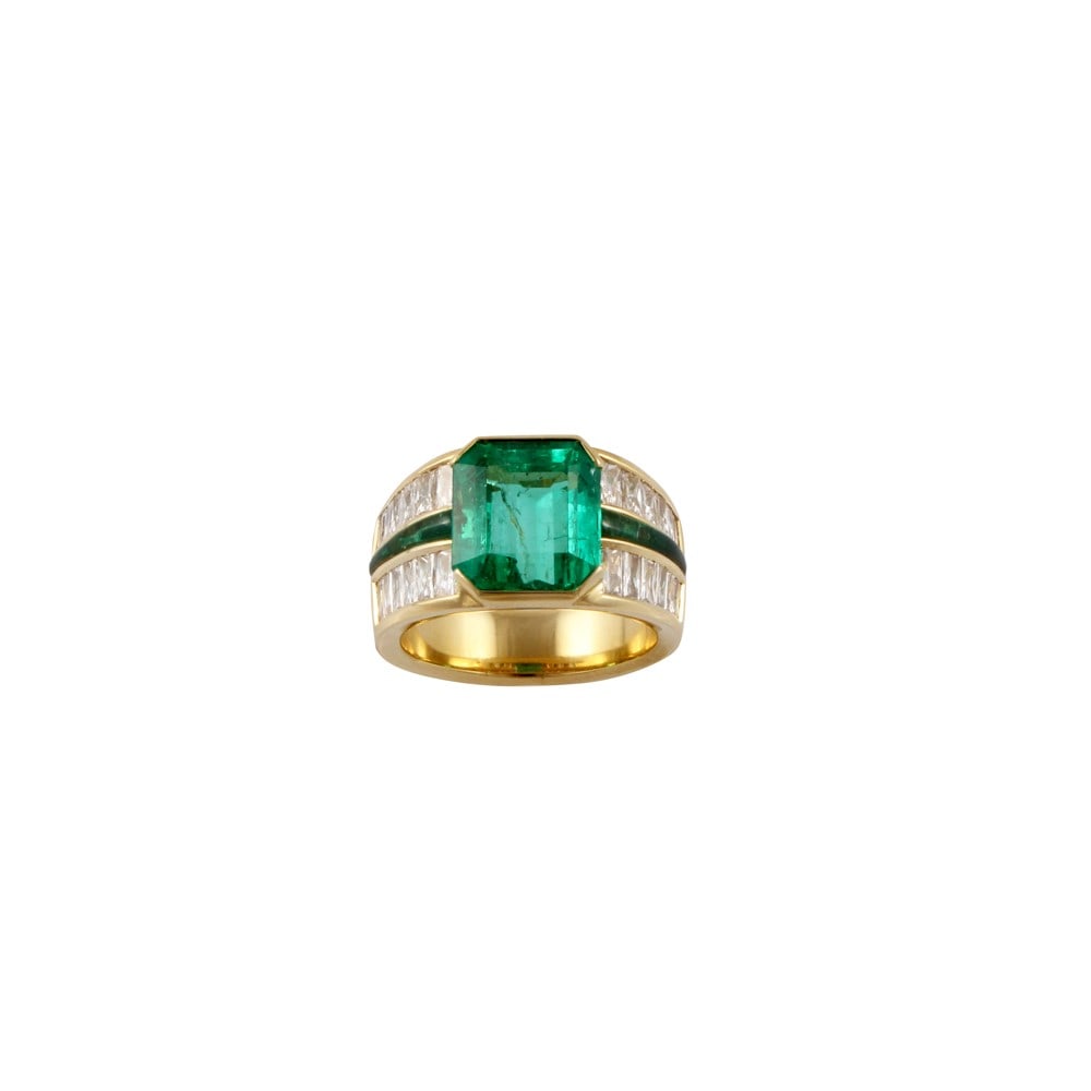 18KT GOLD, COLOMBIA EMERALD AND DIAMONDS RING, SCAVIA (1 of 1)