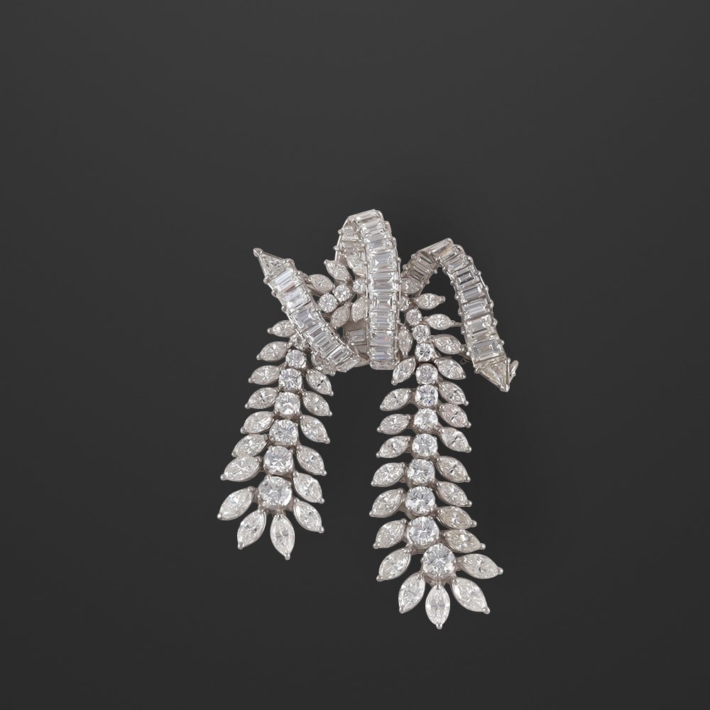 PLATINUM AND DIAMONDS BROOCH (1 of 1)