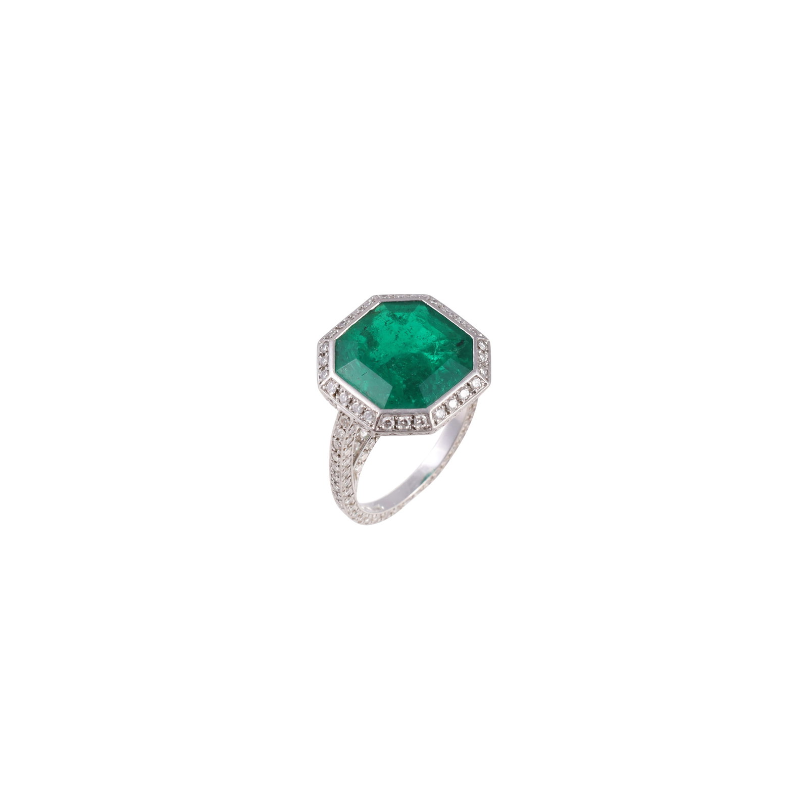 PLATINUM RING WITH COLOMBIA EMERALD AND DIAMONDS, BY SCAVIA (1 of 2)