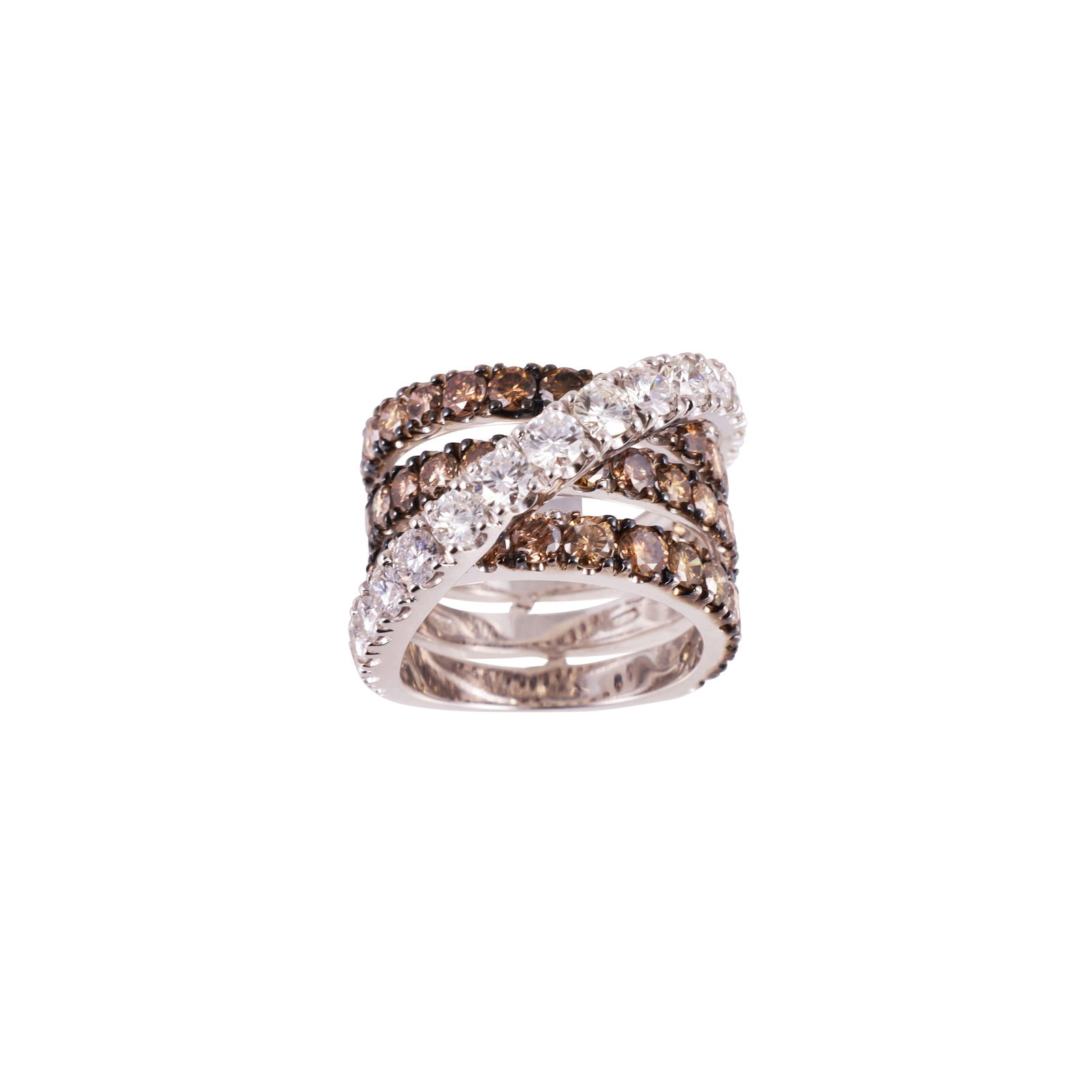 18KT GOLD RING WITH BROWN AND COLORLESS DIAMONDS, BY CRIVELLI: Total weight gr. 18,2 Total diamonds weight approx. 4,30 ct Size 15 (IT) Hallmark: 3130 AL (Crivelli s.r.l. - Valenza)