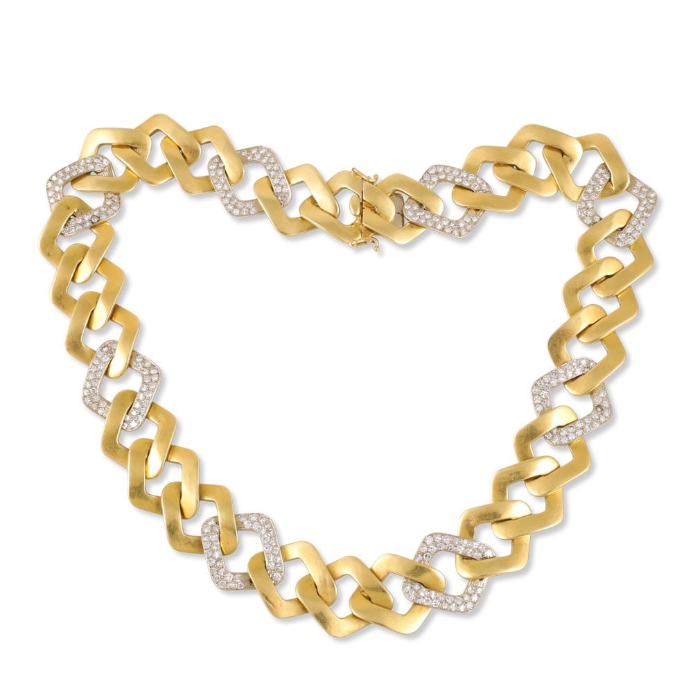 18KT GOLD NECKLACE SET WITH DIAMONDS (two missing): Total weight gr. 133,2 Length 42 cm