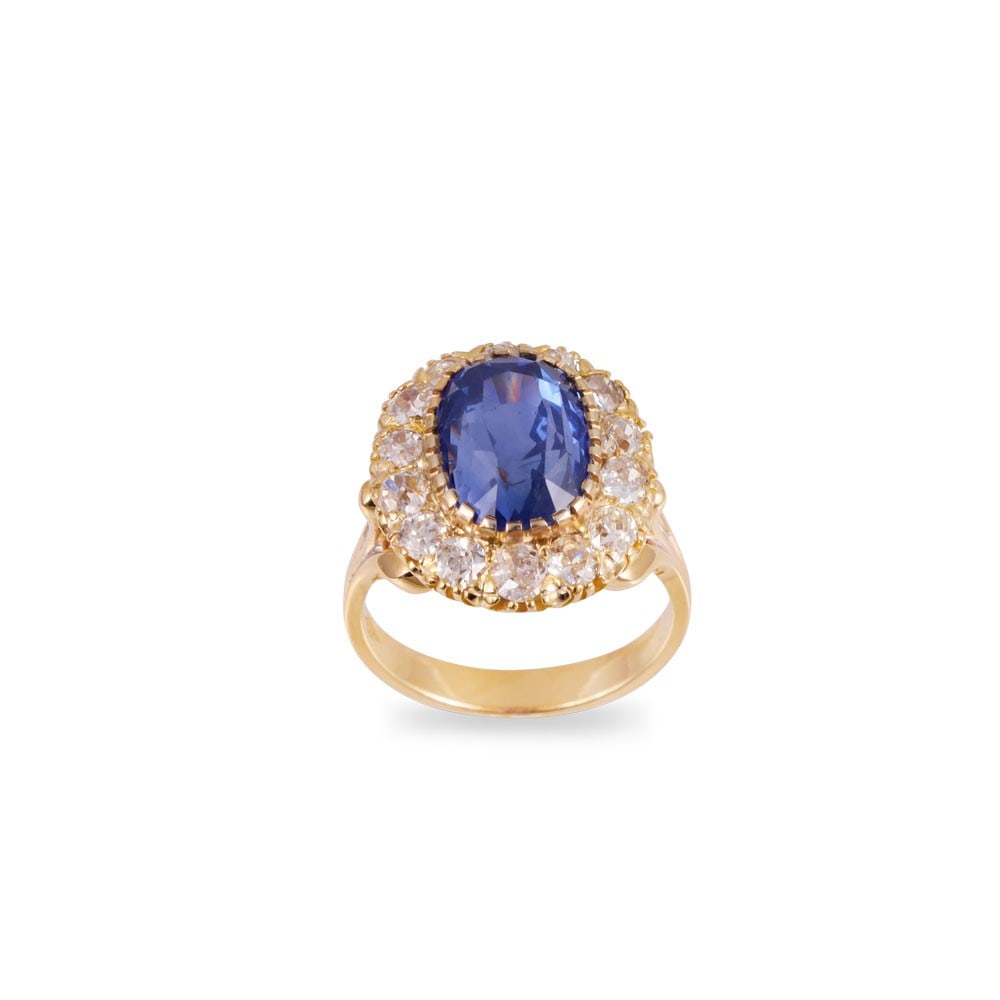 18KT GOLD RING SET WITH SAPPHIRE AND OLD EUROPEAN CUT DIAMONDS (1 of 1)