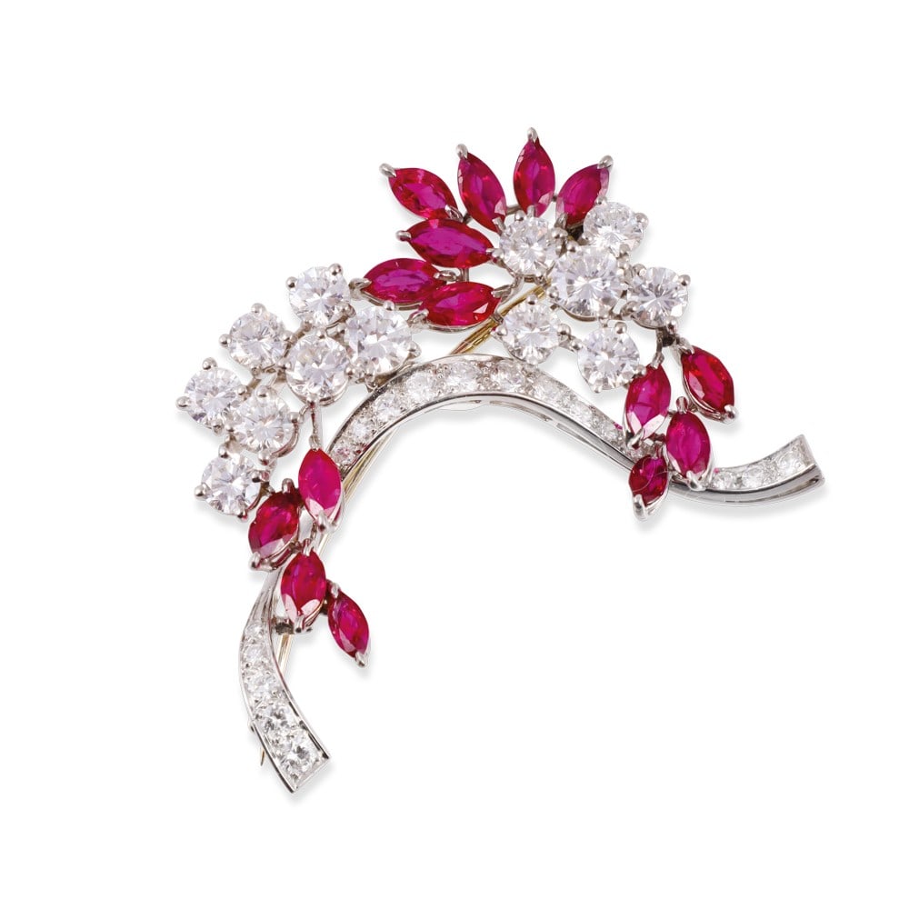 18KT GOLD BROOCH SET WITH DIAMONDS AND RUBIES (1 of 1)