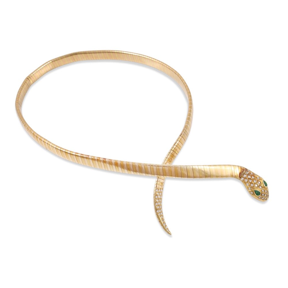 18KT YELLOW AND PINK GOLD SNAKE FLEXIBLE NECKLACE SET WITH DIAMONDS AND EMERALDS: Total weight gr. 90 Size adjustable