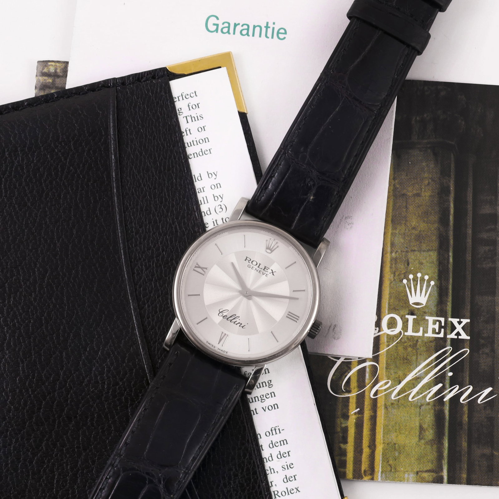ROLEX: ROLEX Ref: 5115/9, 'Cellini' Fine and elegant, 18K white gold wristwatch with gold original buckle Sold in 2003. Accompanied by the original box, Guarantee, handkerchief and booklet DIAM: 32 MM