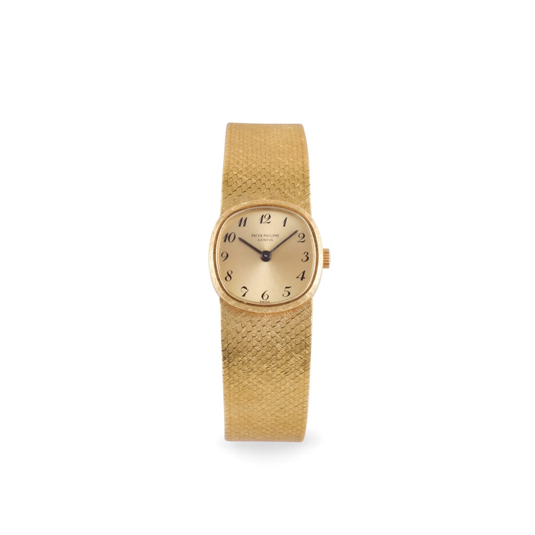 Patek Philippe: Patek Philippe Ref: 3370/1 Fine and elegant, 18K yellow gold wristwatch with original gold bracelet Made circa 1970 DIAM: 19 mm