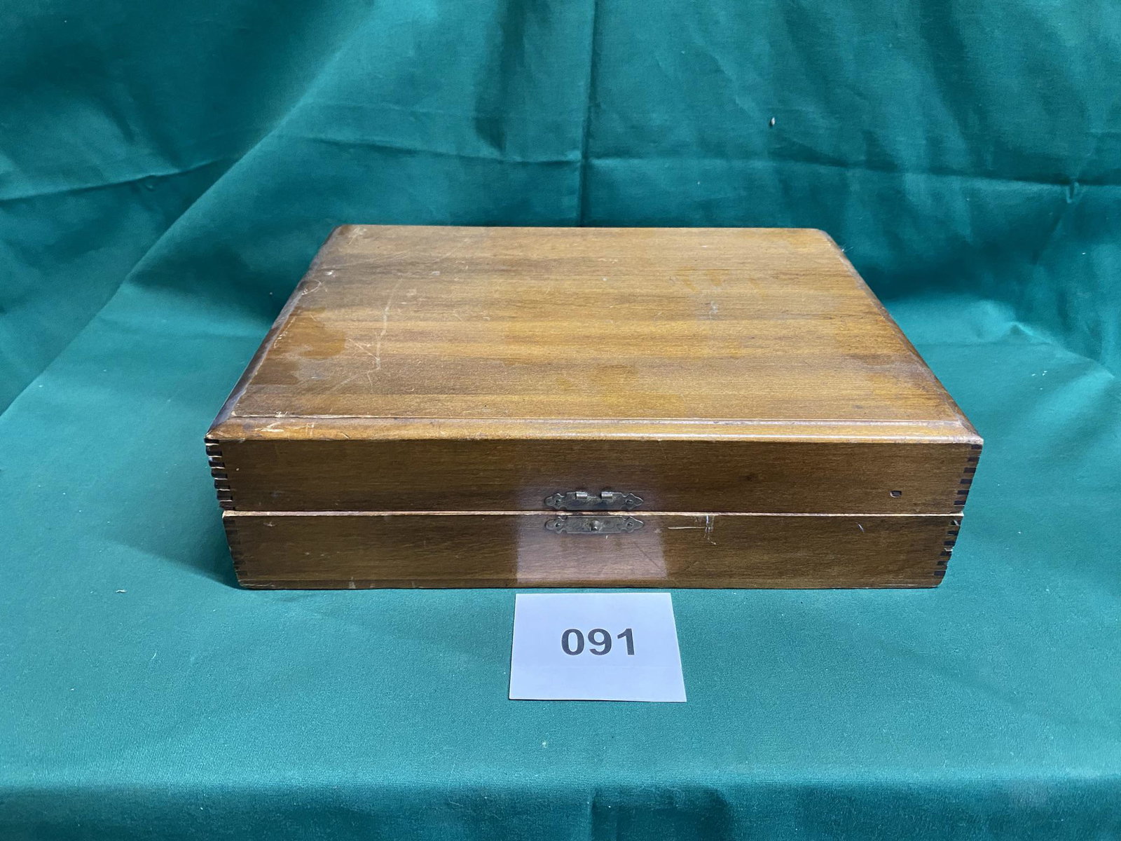 The Creative Pictured Printer, w/stamps,: Nice wooden box but missing hinges, 11" X 14". Shipping is available.