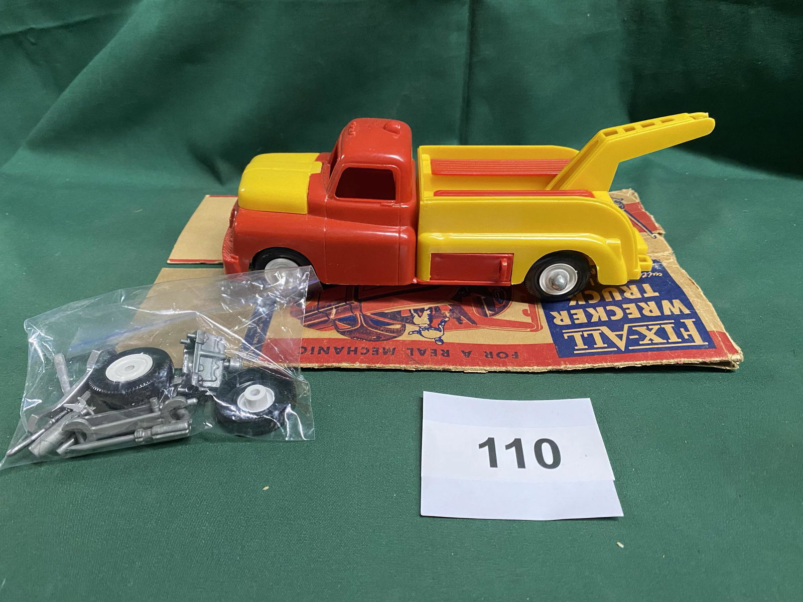 Marx Fix-All Wrecker Truck accessories: With box. Shipping is available.