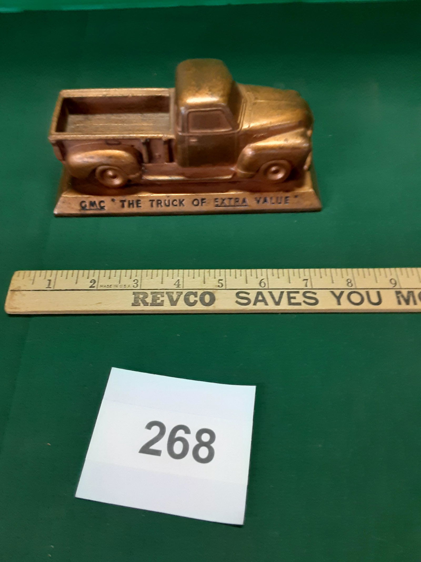 1947 - 53 GMC pick up Show room desk display (1 of 5)