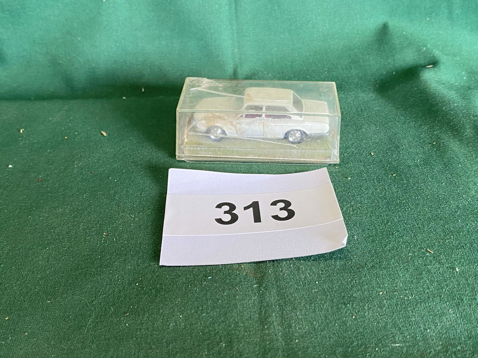 Schuco BMW 2800: Car is complete. Needs cleaning. Has original case but crack. Shipping is available.