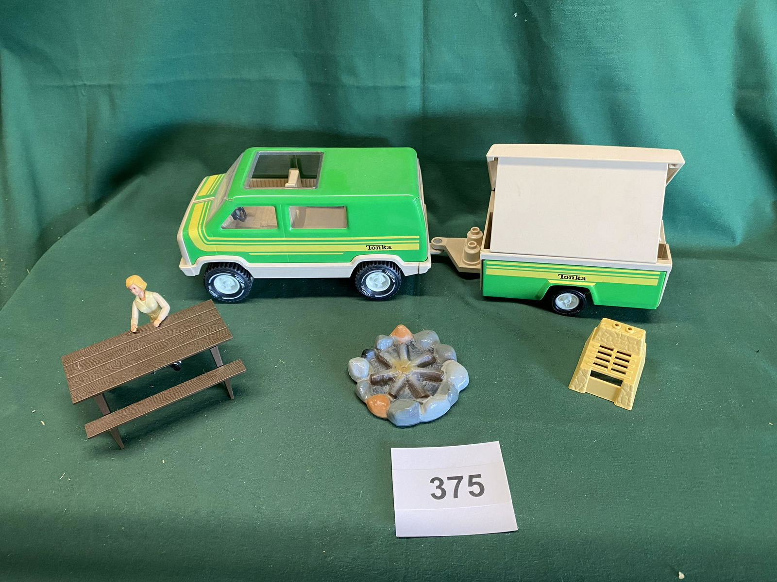 Tonka camping set (1 of 11)