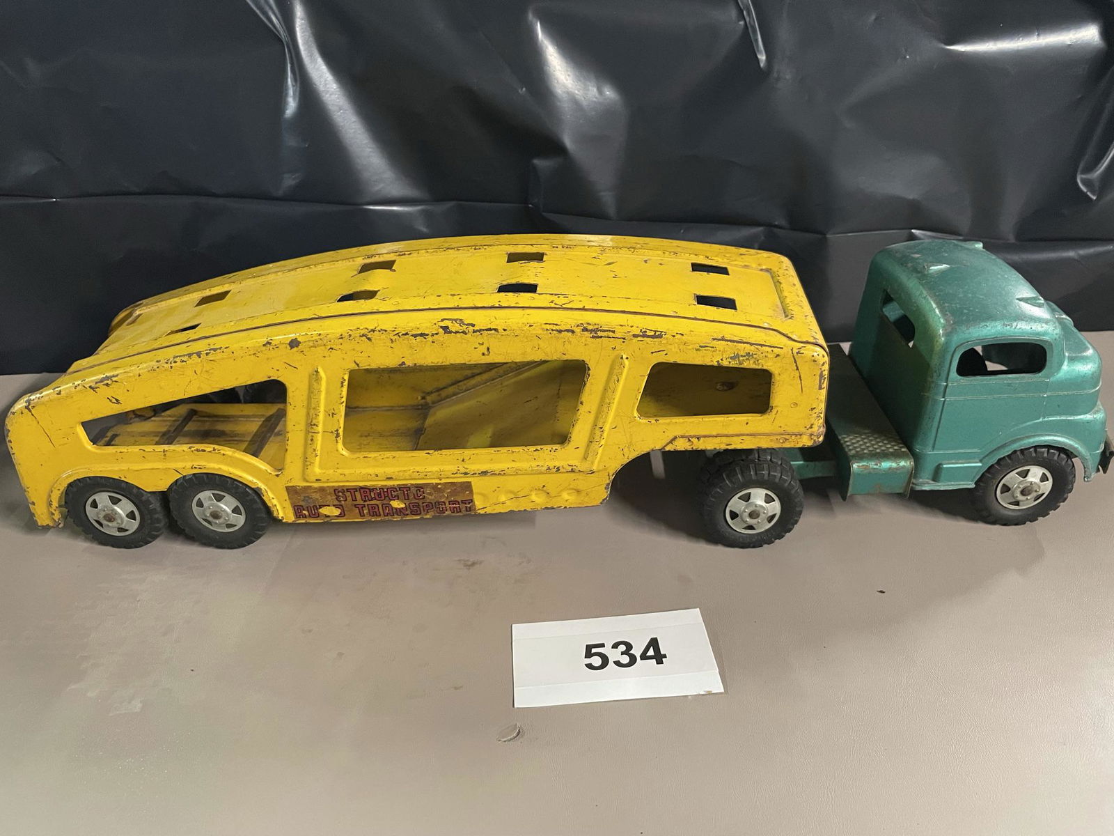 Structo auto transport (1 of 5)