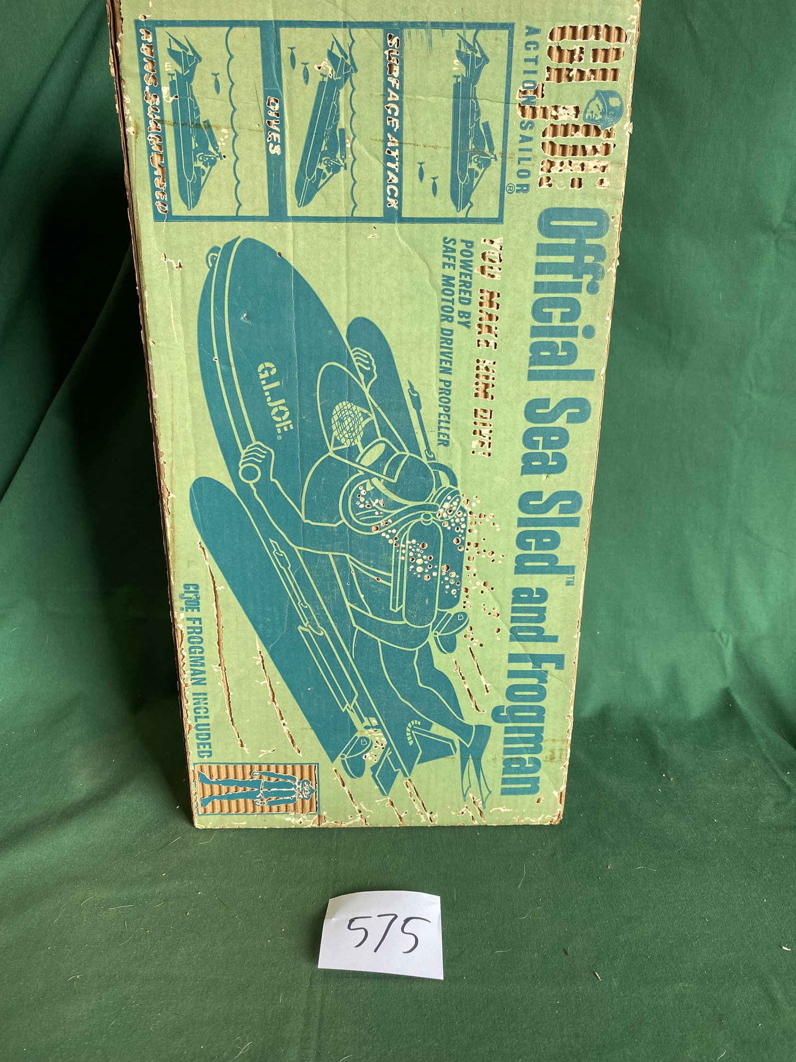 G.I. Joe Official Sea Sled: Sea Sled is in box. No frogman. Box end flap torn off but in box. Shipping is available.