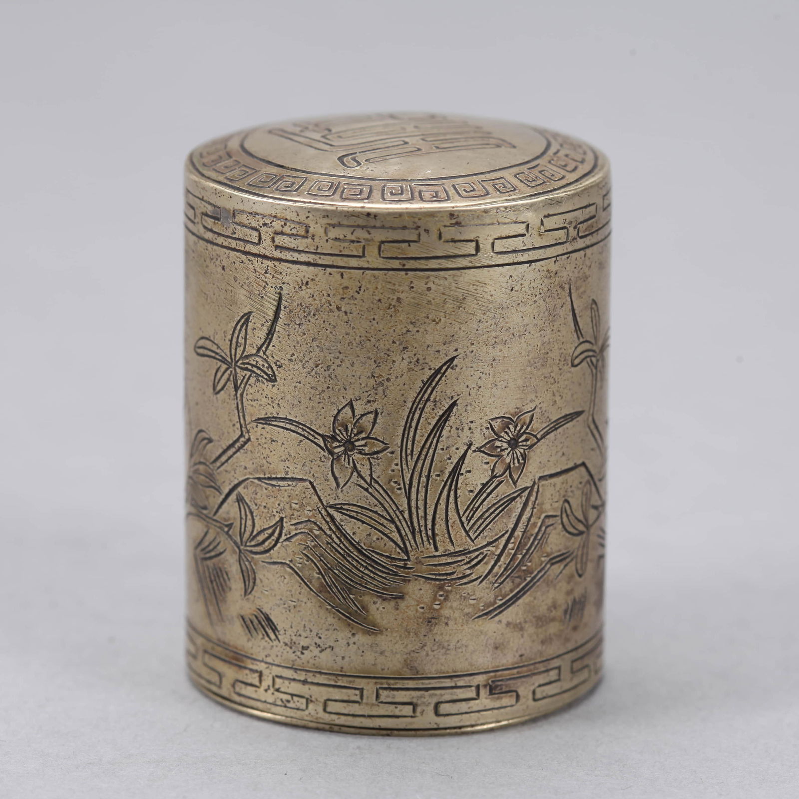 White Bronze Thumb Ring Box (1 of 5)