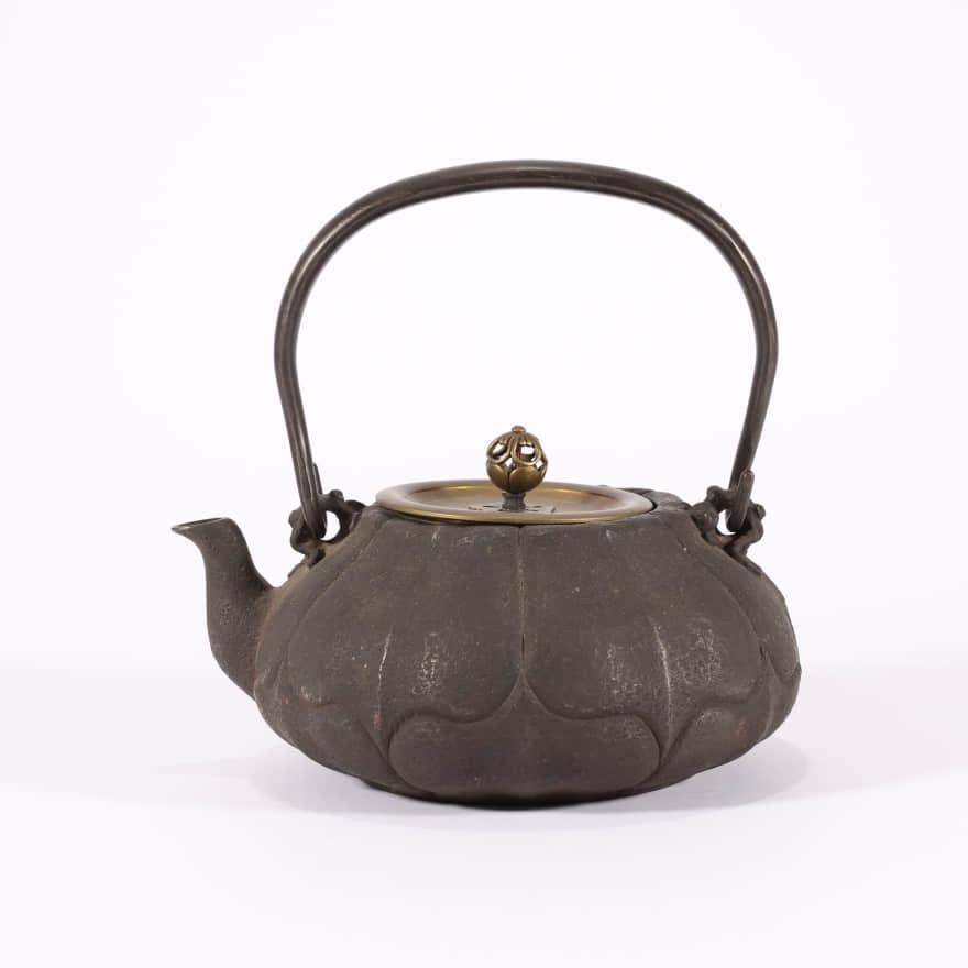 Japanese Lotus-petal Iron Pot (1 of 7)