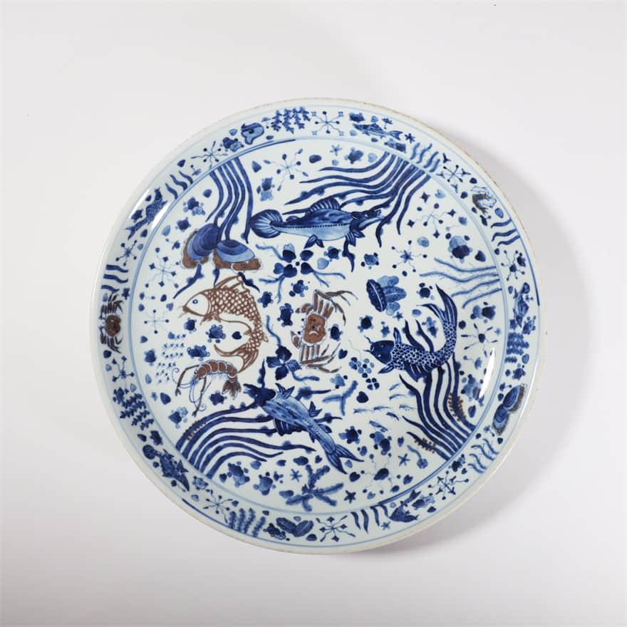 Underglazed-blue and Copper-red Glaze Fish&algae Plate (1 of 7)