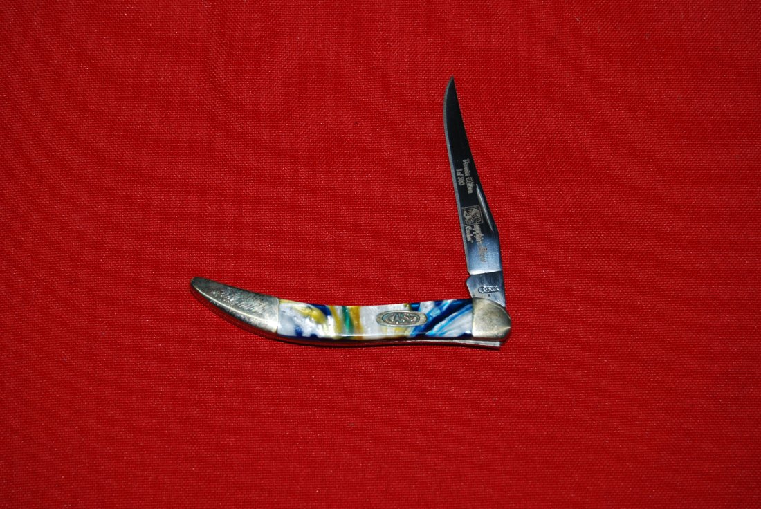 Case Sapphire Glow Toothpick Knife: 59-2589 Case Sapphire Glow Toothpick Knife.w/box