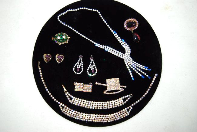Costume Jewelry Lot- 10 pcs. (1 of 5)