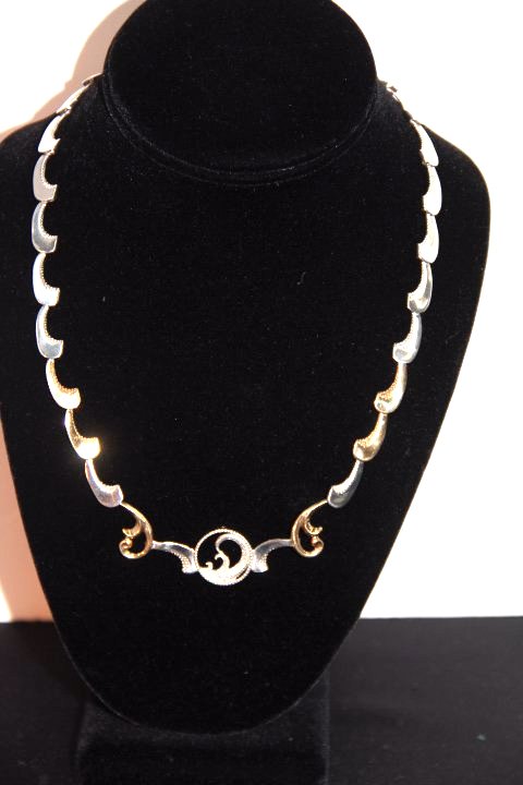 Aphrodite Necklace (1 of 2)