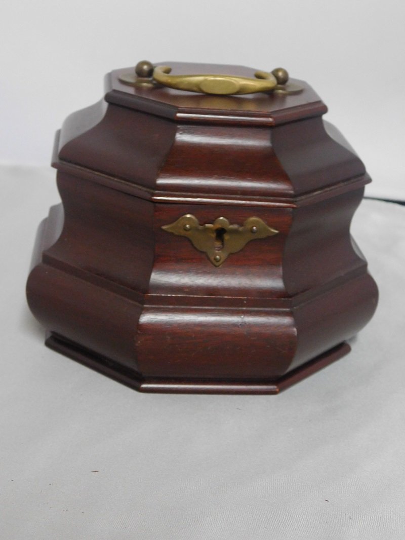 Vintage Wooden Tobacco Storage Box (1 of 2)