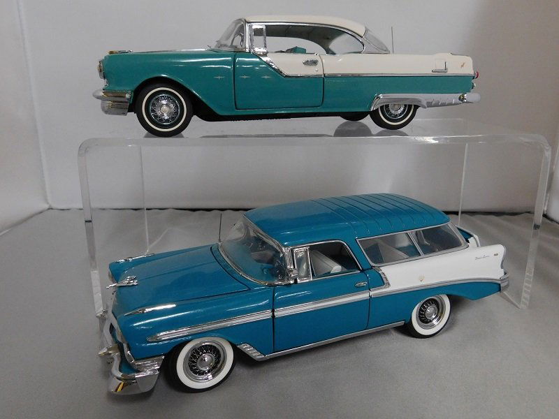Pair of Franklin Mint Cars (1 of 1)