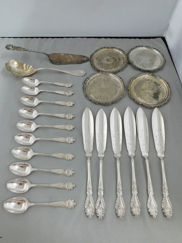 Silver Lot of Miscellaneous Serving Pieces (1 of 7)