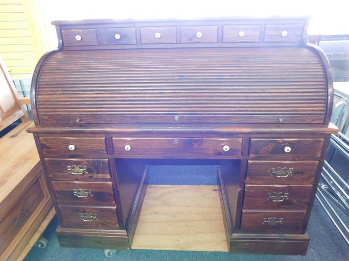 Ethan Allen Roll Top Desk