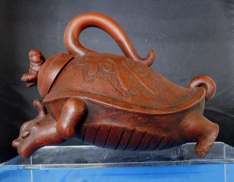 Chinese Clay Tea Pot (1 of 4)