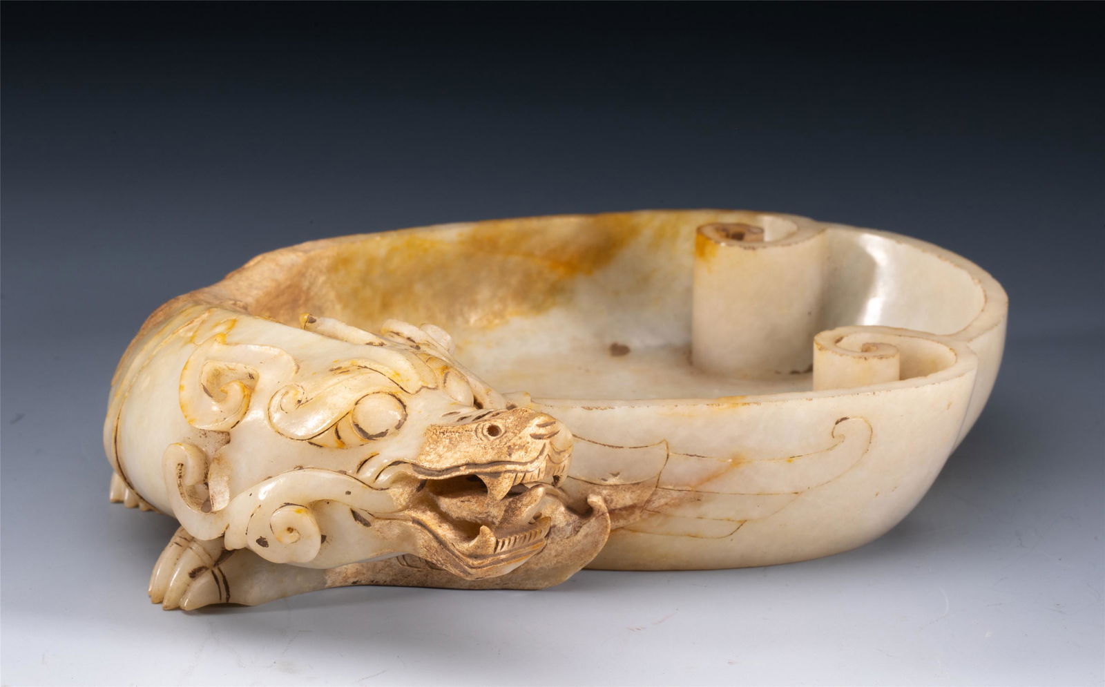 A CHINESE CARVED JADE BRUSH WASHER (1 of 9)