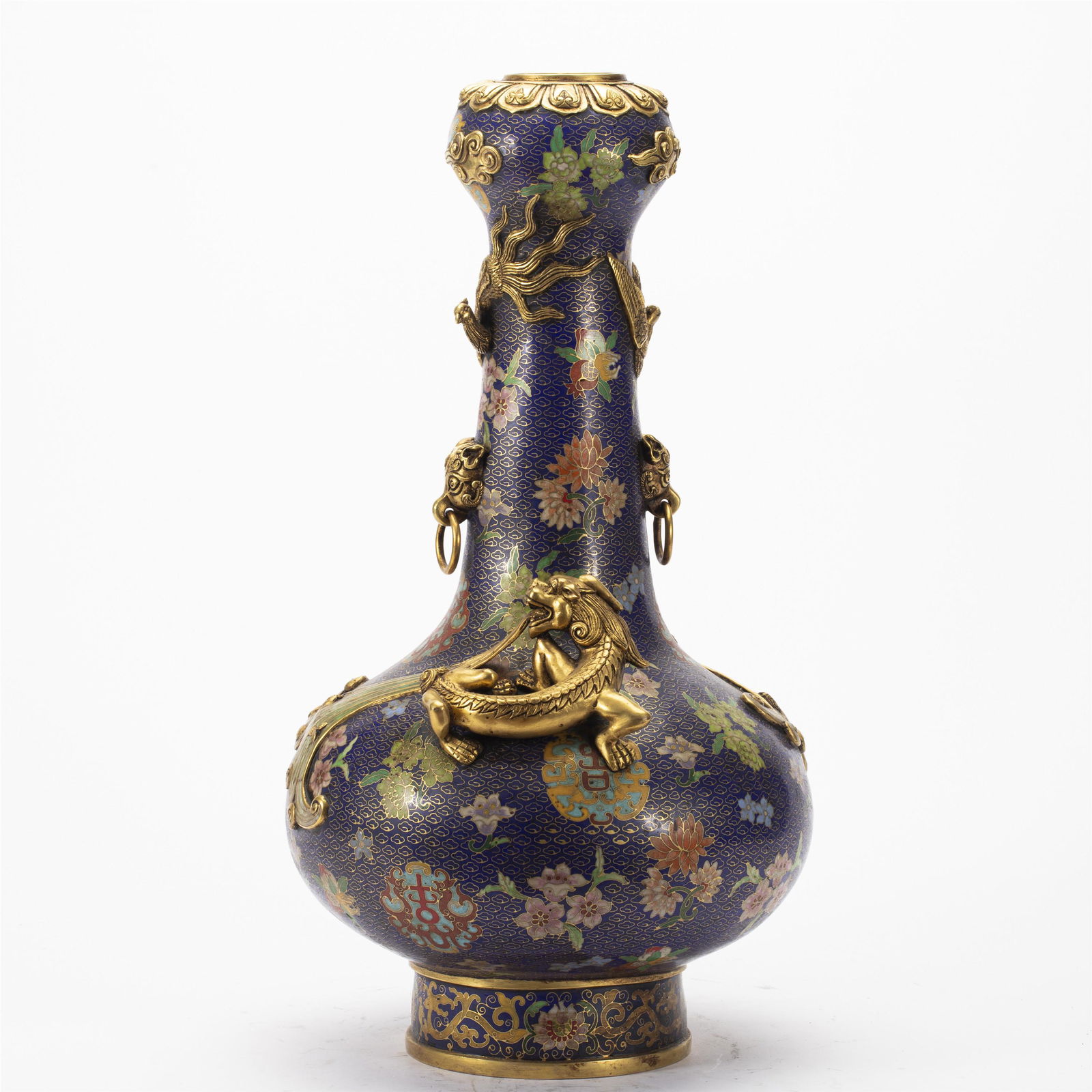 A CLOISONNE ENAMEL DRAGON VASE (1 of 12)