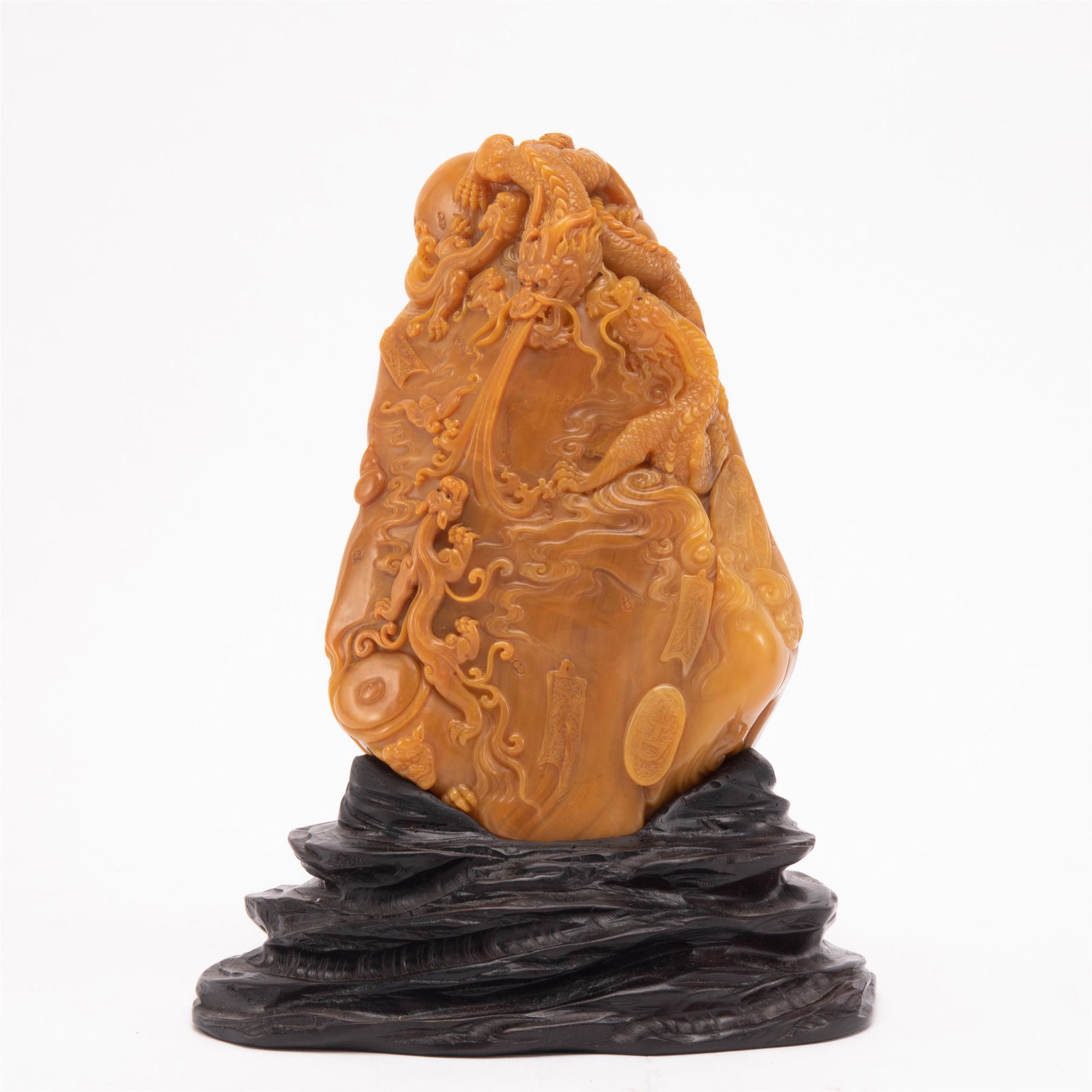 A CHINESE CARVED SOAPSTONE BOULDER (1 of 11)