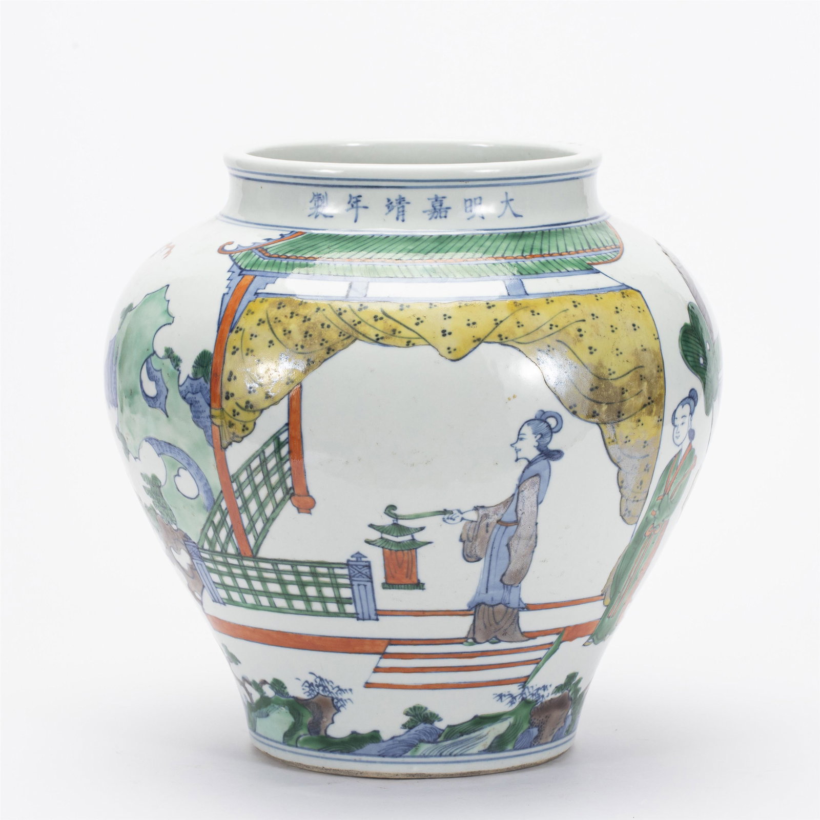 A CHINESE DOUCAI GLAZE FIURAL STORY PORCELAIN JAR (1 of 11)