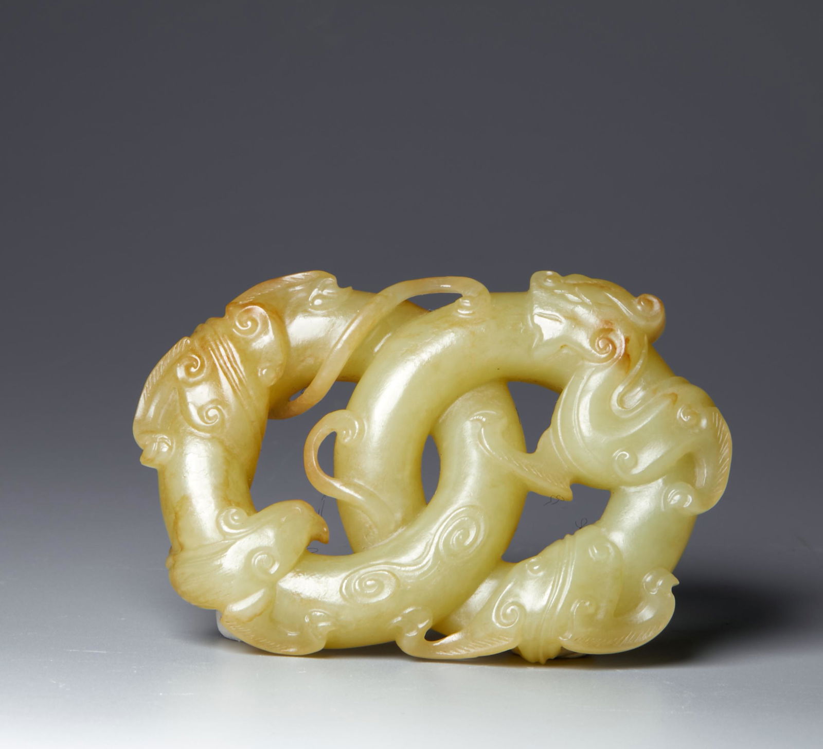 Hetian topaz Longfeng Shuanghuanpei in Qing Dynasty (1 of 7)