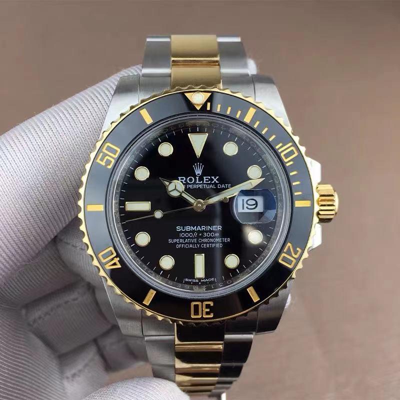 Rolex Oyster Perpetual Date Submariner Watch 116613LN (1 of 5)