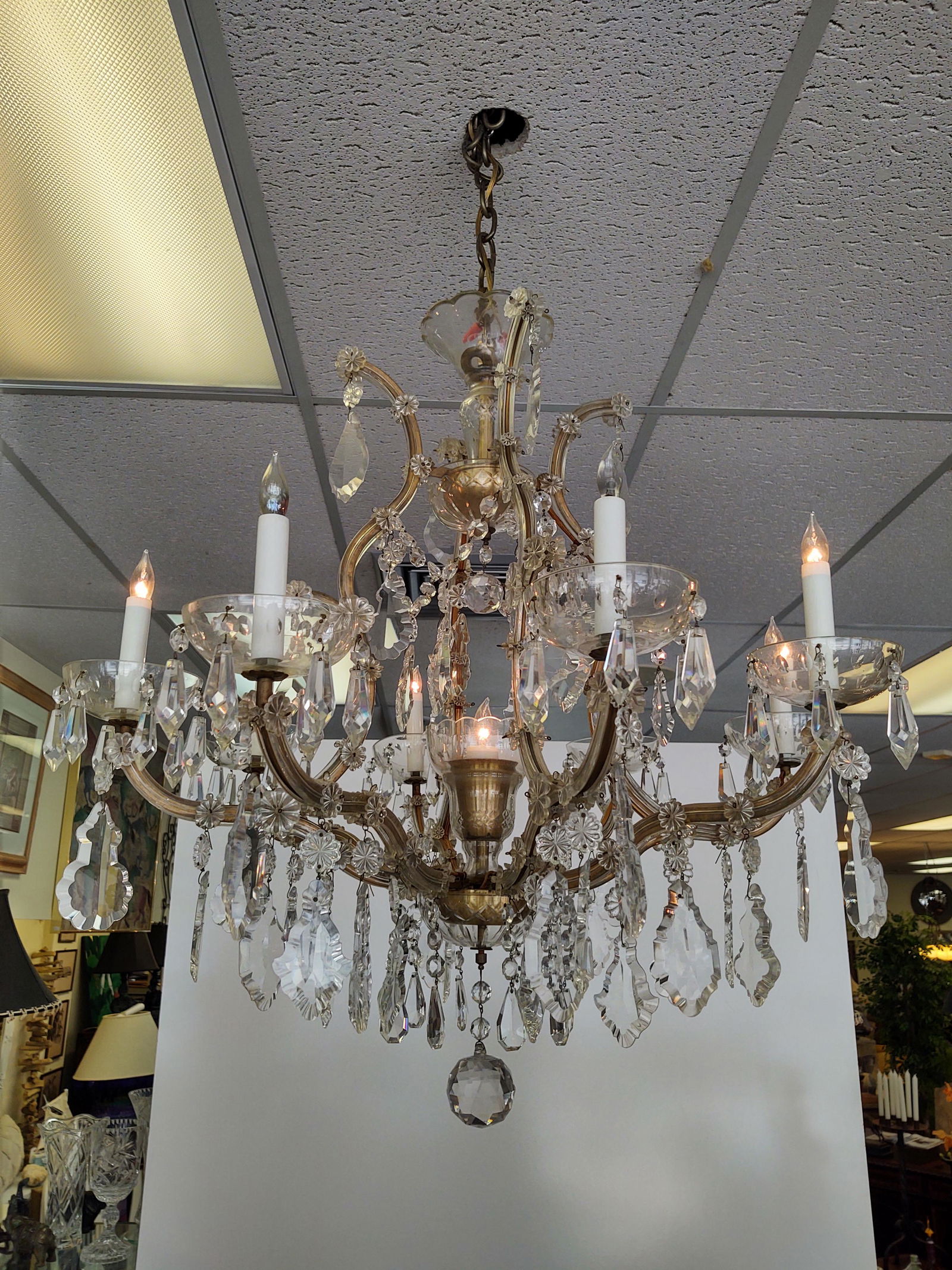Italian Antique Crystal Chandelier: Italian Antique Crystal Chandelier. lighting, chandelier, crystal chandelier, italien, home, decor