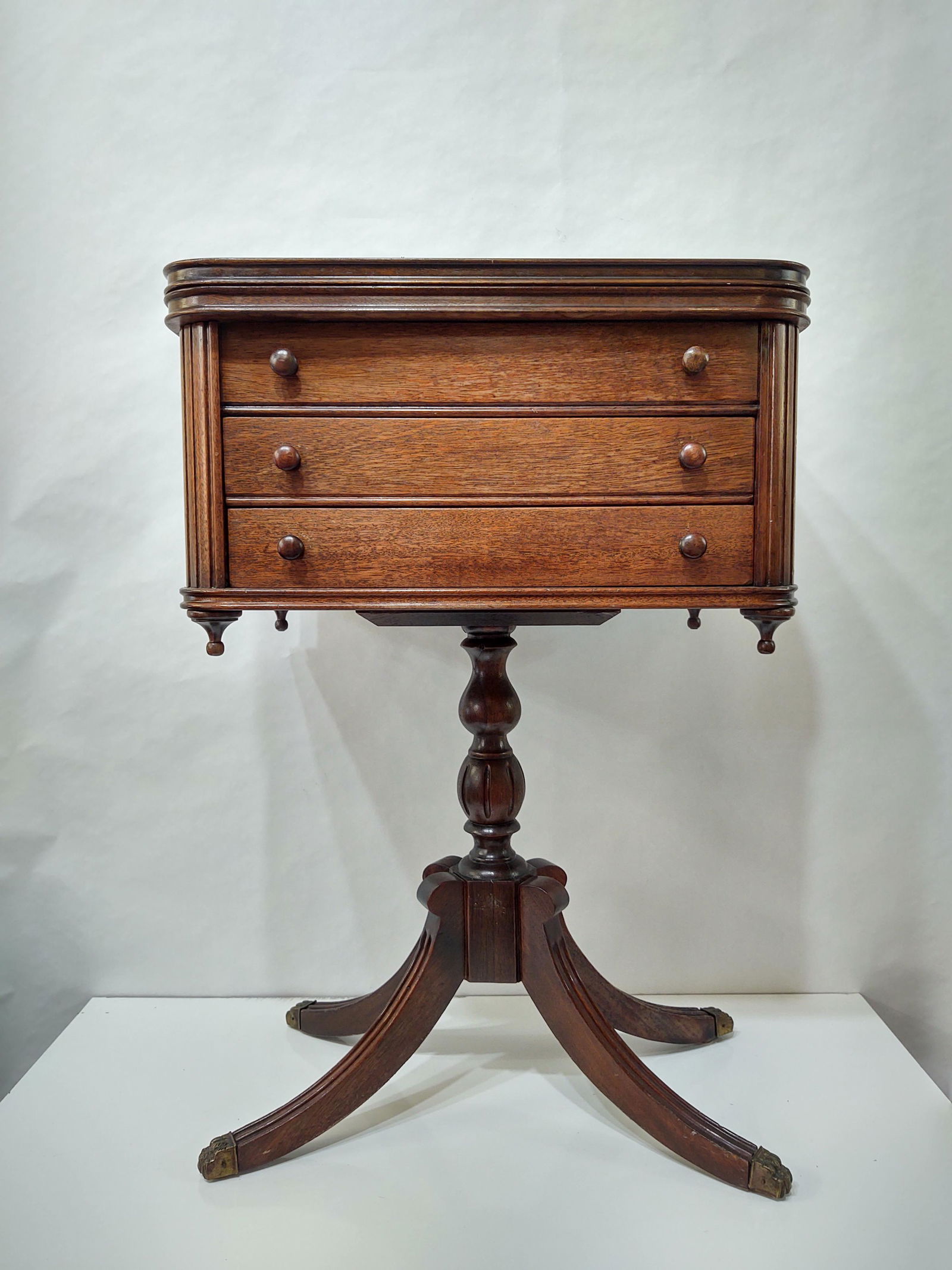 Vintage Sewing Table (1 of 3)