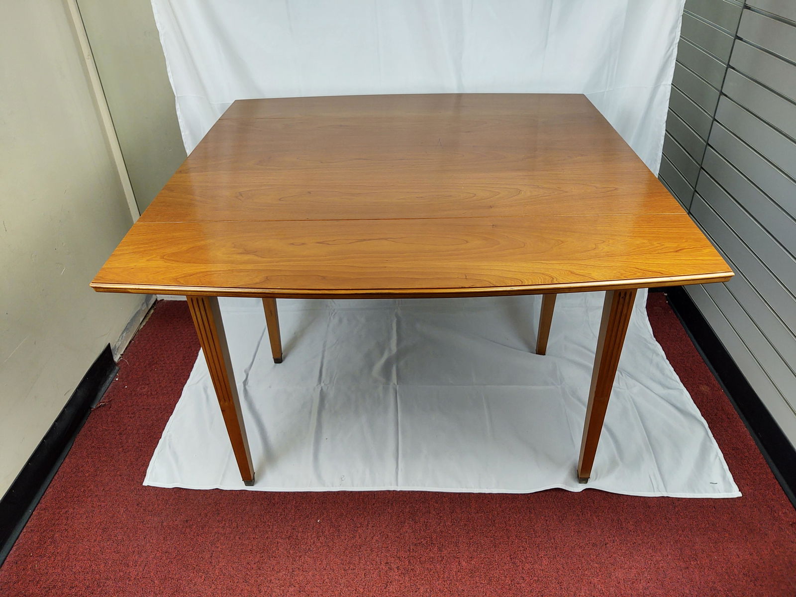 Mid-Century Modern Drop Leaf Side Table (1 of 3)