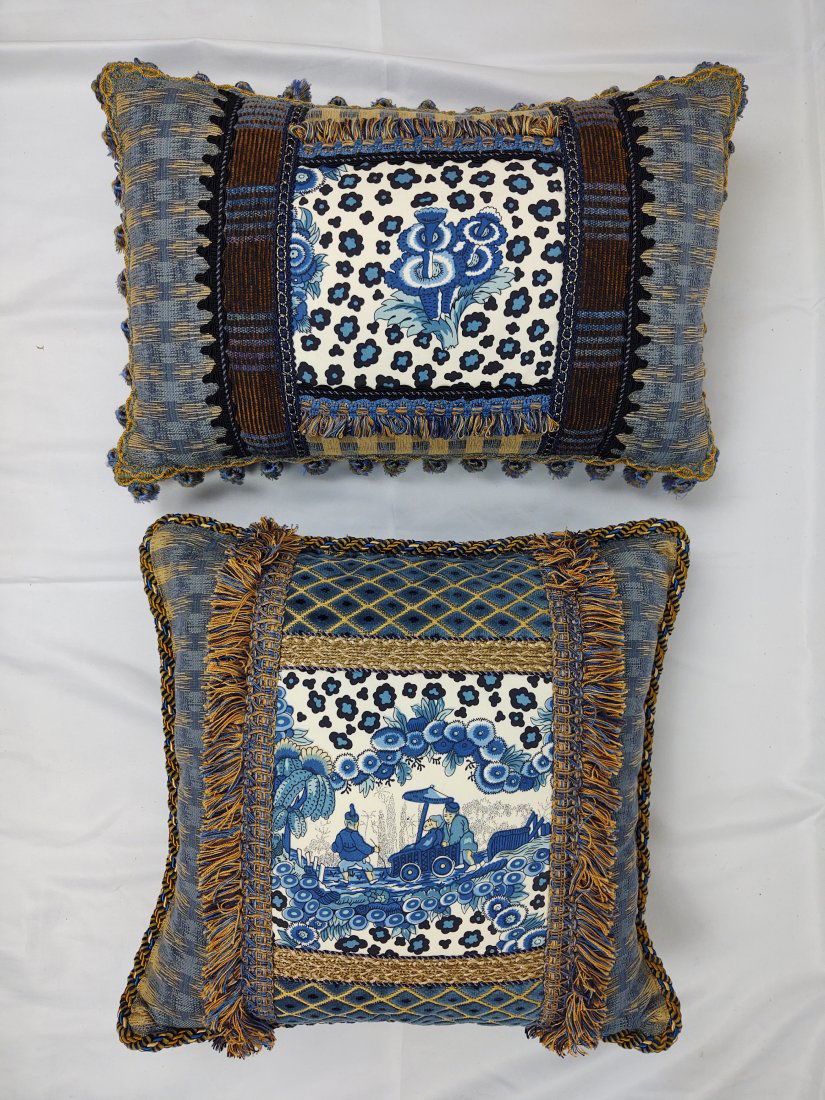 Pair of Custom Made Pillows (1 of 4)