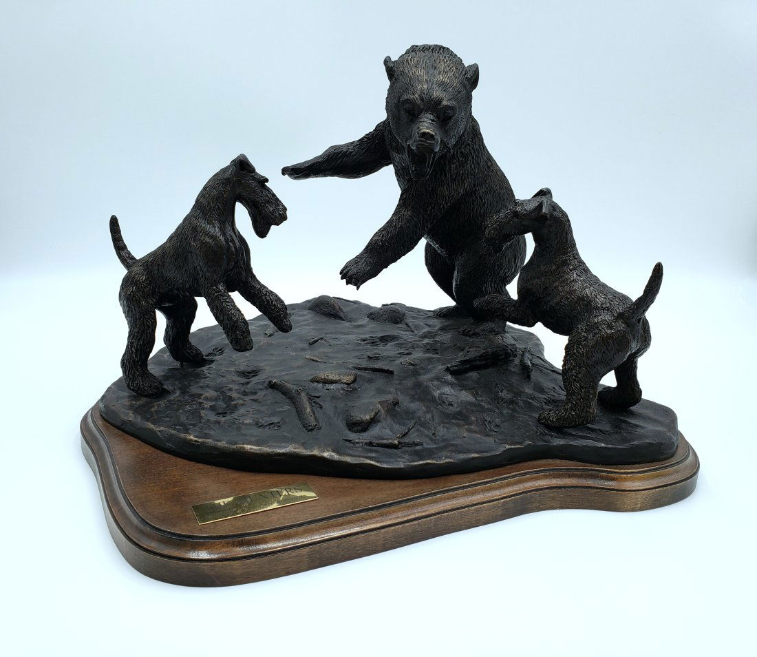 Tony Acevedo Cold Cast Bronze  Bear Airedale Terrier Battle Sculpture (1 of 11)