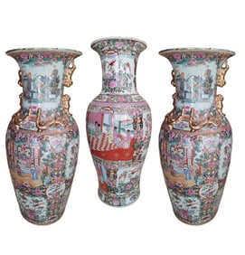 Set of 3 Large Chinese Export Rose Medallion Vases