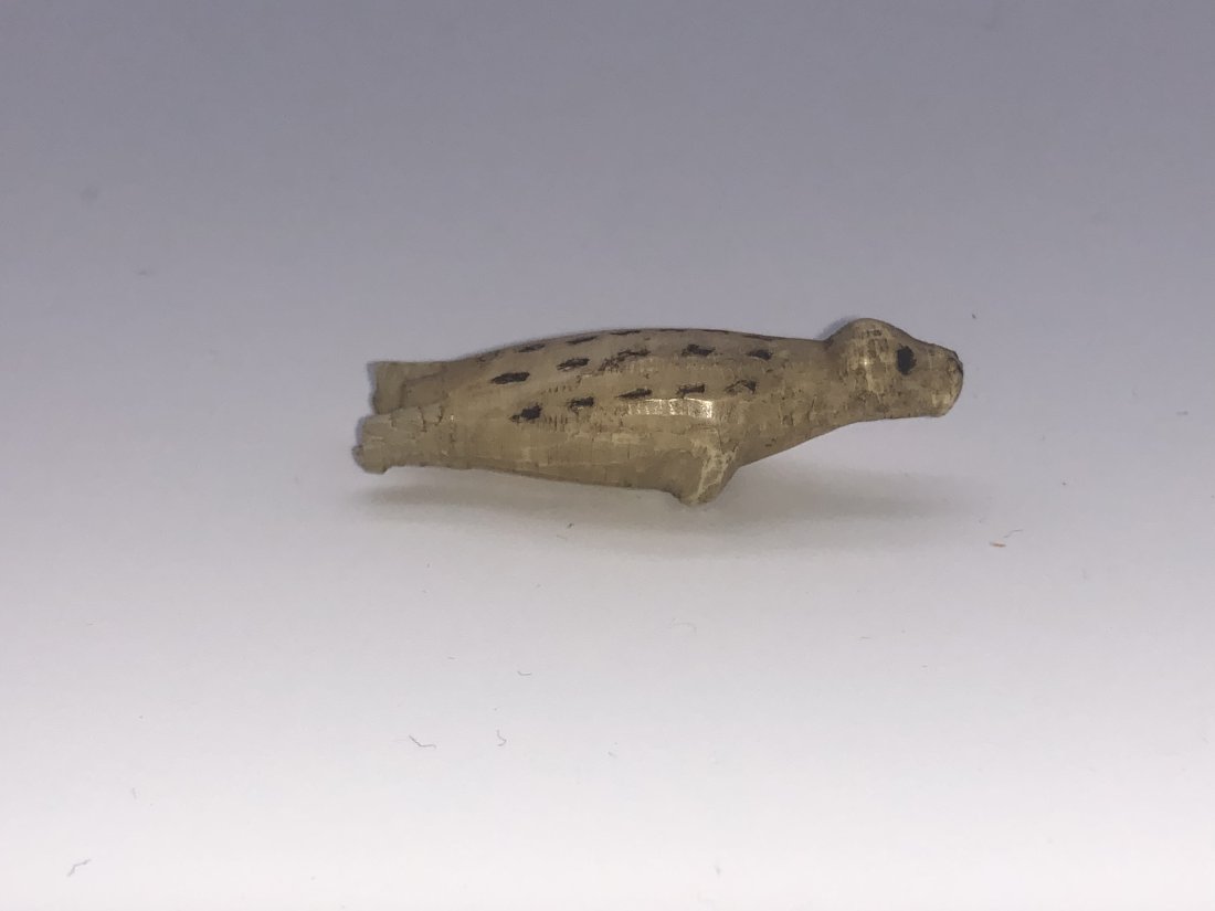 Late 19th Century Native Inuit Carved Leopard Seal Fetish Effigy (1 of 5)