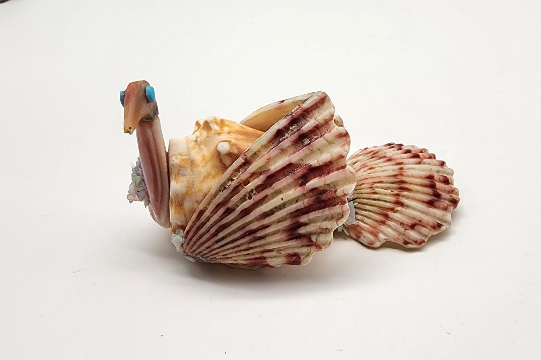 Native Zuni Carved Shell Bird Fetish By Sullivan Shebola (1 of 7)