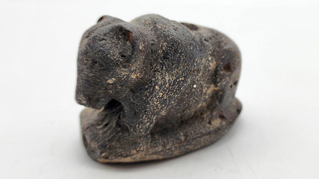 Native Carved Stone Tobacco Smoking Pipe of Bear Effigy (1 of 3)