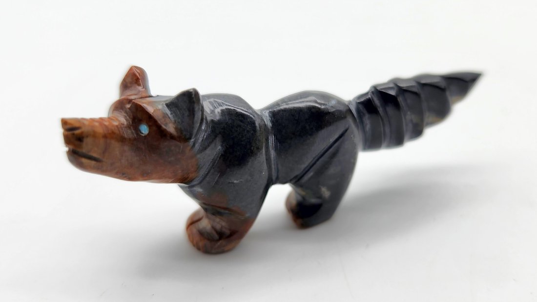 Native Zuni Carved Stone Coyote Fetish 2.52 Inches Long: Native Zuni Carved Stone Coyote Fetish 2.52 Inches Long. See photos for details as part of description. Excellent condition. Measures approximately: 2.52 inches long x 0.49 inches wide x 1.01 inches h