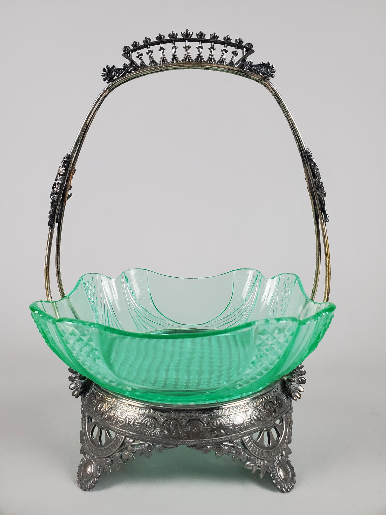 Aesthetic Movement Plated Silver & Glass Bride's Basket (1 of 12)