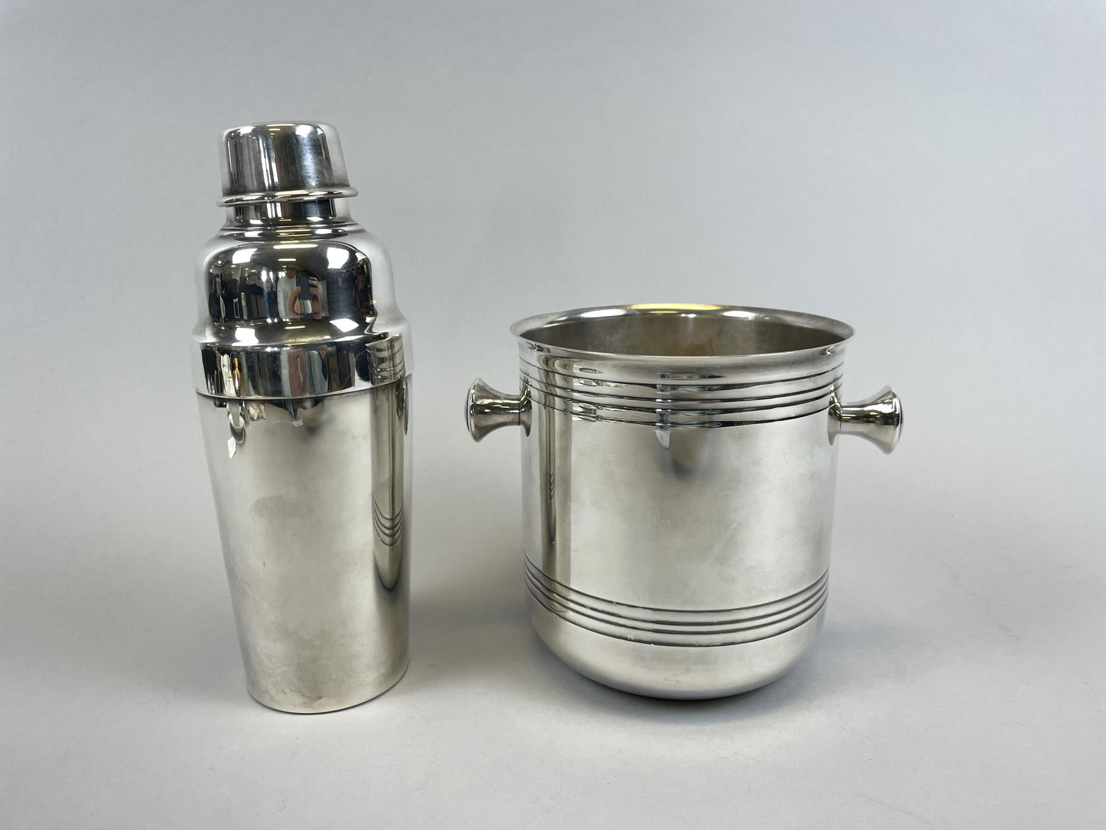 Christofle 30's Art Deco Silver Plate Cocktail Shaker (1 of 7)