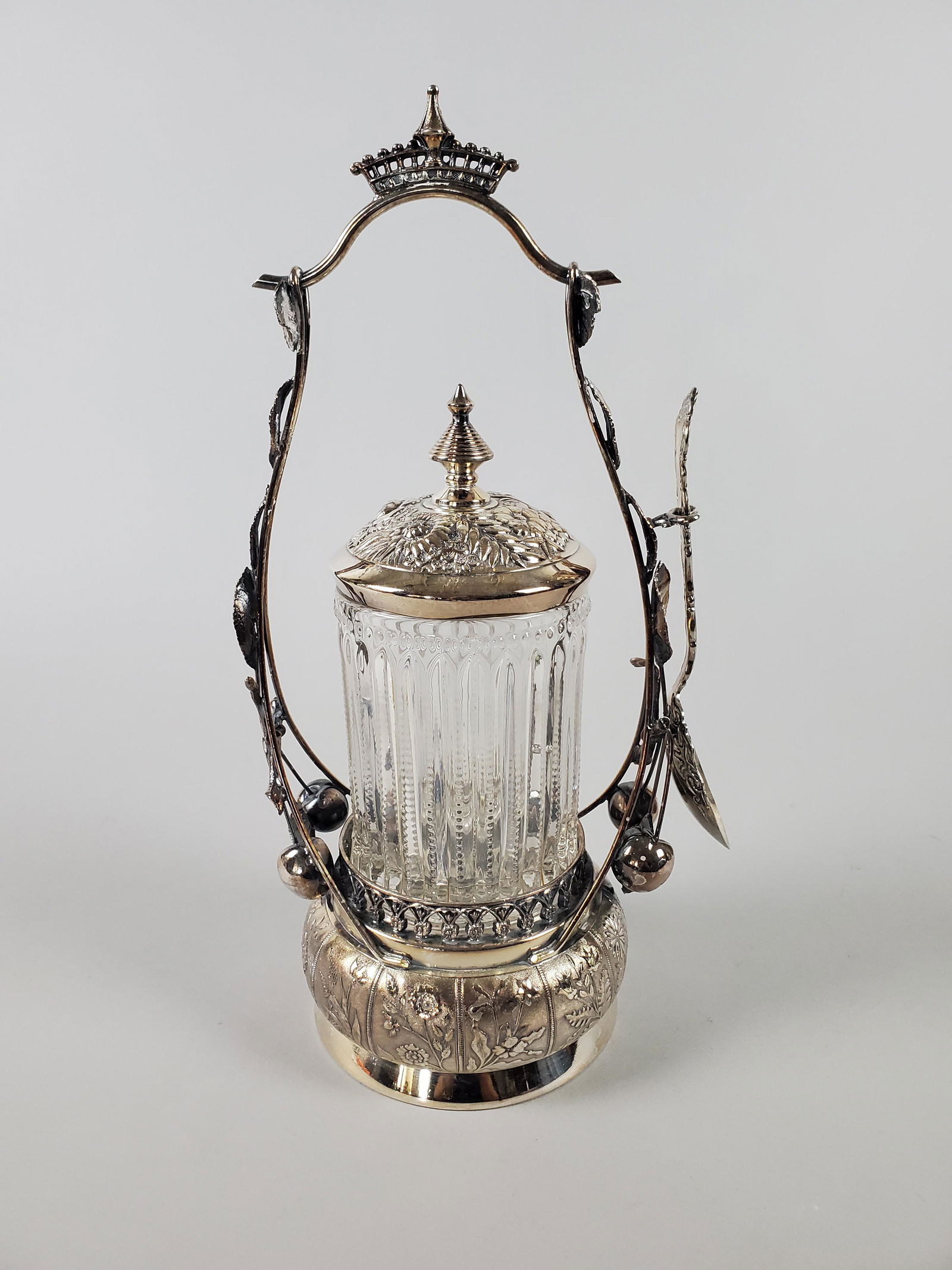 Canadian Victorian Plated Silver & Glass Pickle Caster (1 of 13)