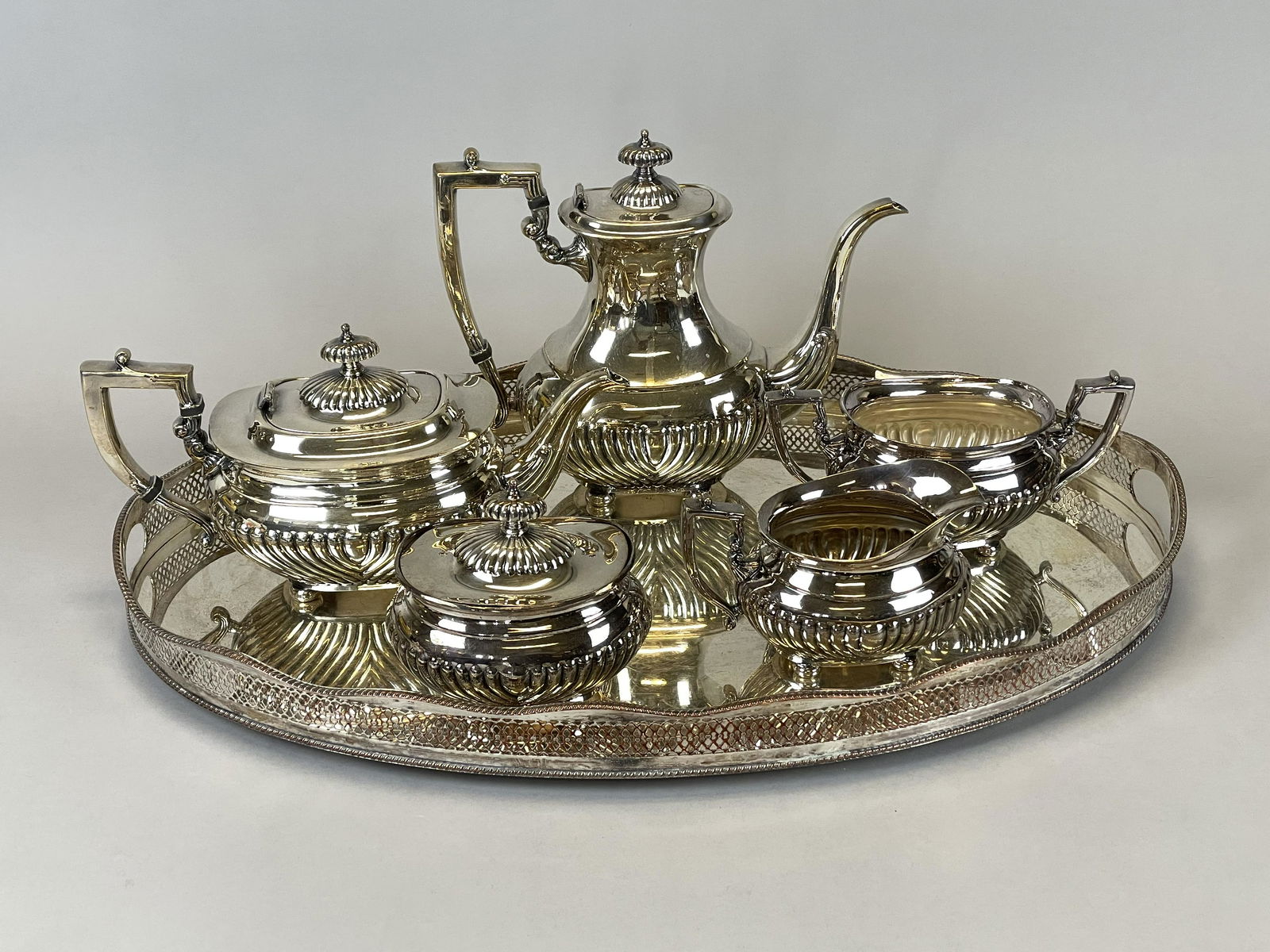 W.& S. Blackinton Silver Plated Tea & Coffee Service (1 of 7)